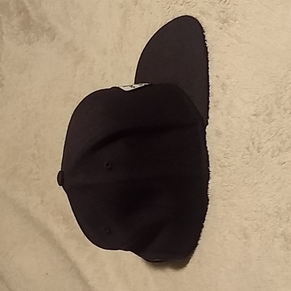 Vans hat - Picture 4 of 5